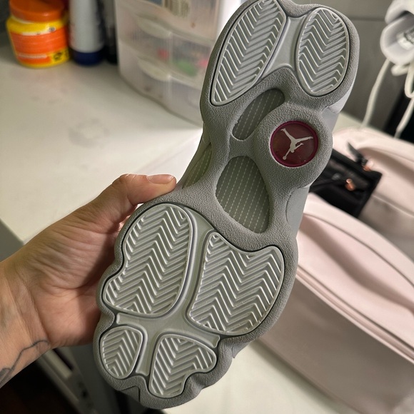 Cool grey 13’s size 4Y - Picture 2 of 3